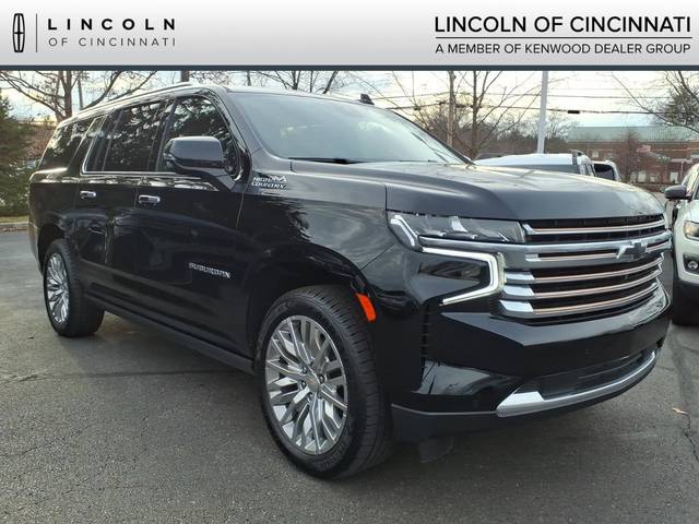 2023 Chevrolet Suburban High Country 4WD photo