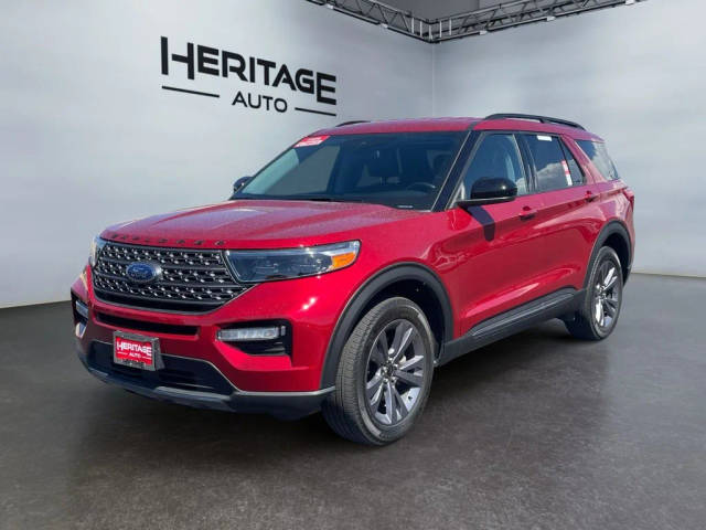 2023 Ford Explorer XLT 4WD photo