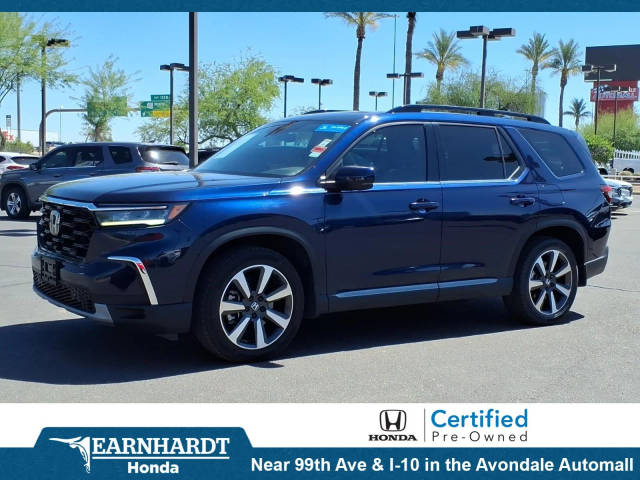 2023 Honda Pilot Touring FWD photo