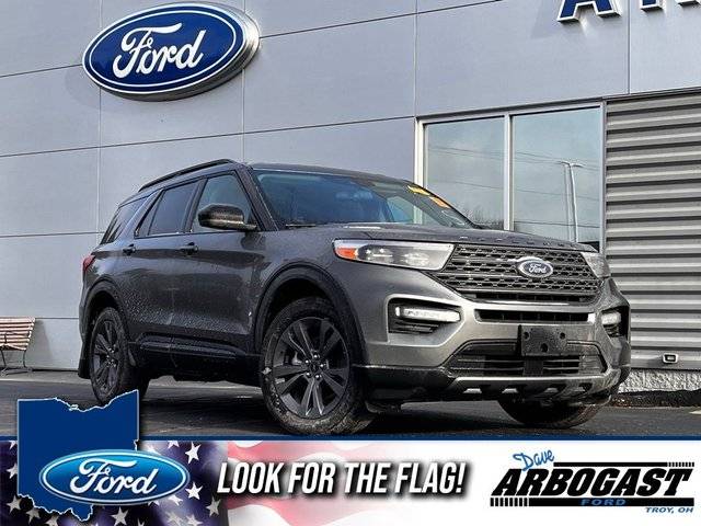 2023 Ford Explorer XLT 4WD photo