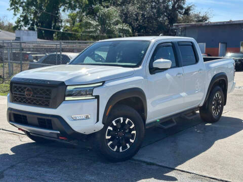 2023 Nissan Frontier PRO-4X 4WD photo