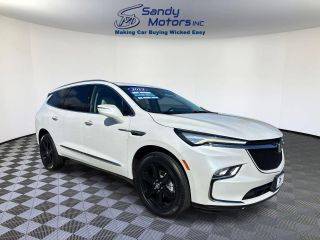 2023 Buick Enclave Essence AWD photo