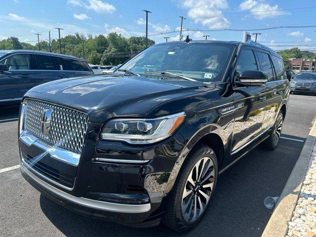 2023 Lincoln Navigator Reserve 4WD photo