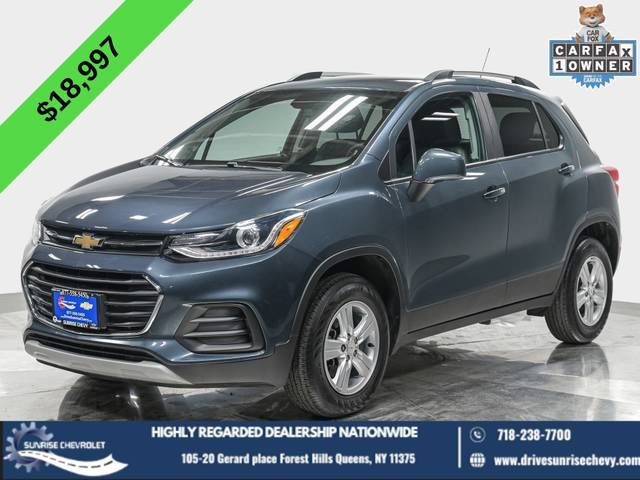 2022 Chevrolet Trax LT AWD photo