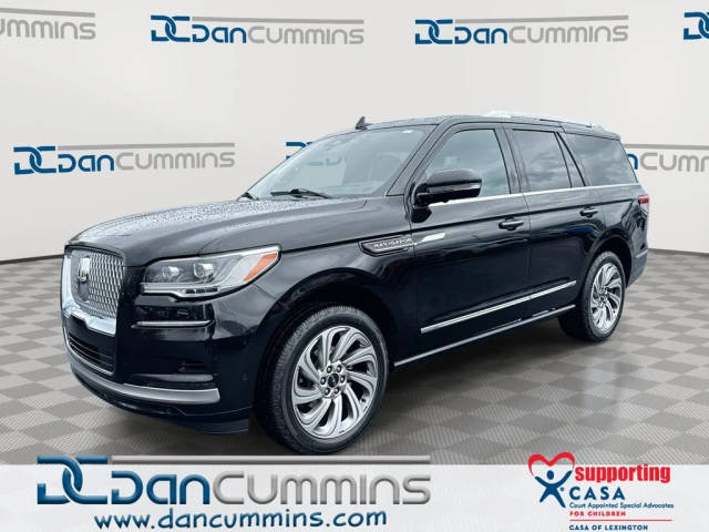 2023 Lincoln Navigator Reserve 4WD photo