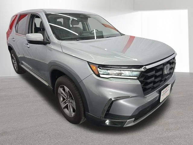 2023 Honda Pilot EX-L 8 Passenger AWD photo