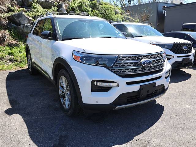 2023 Ford Explorer Limited 4WD photo