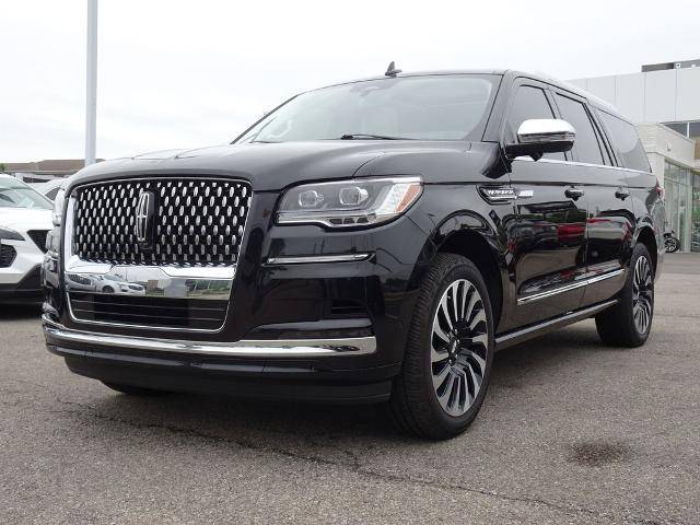 2023 Lincoln Navigator L Black Label 4WD photo
