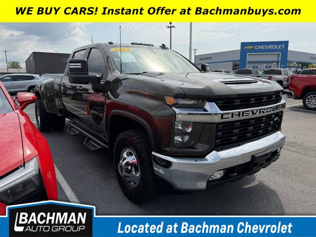 2023 Chevrolet Silverado 3500HD LT 4WD photo