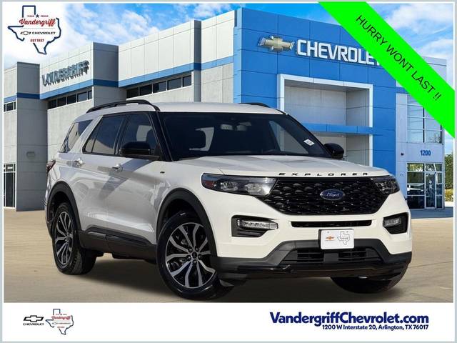 2023 Ford Explorer ST-Line RWD photo