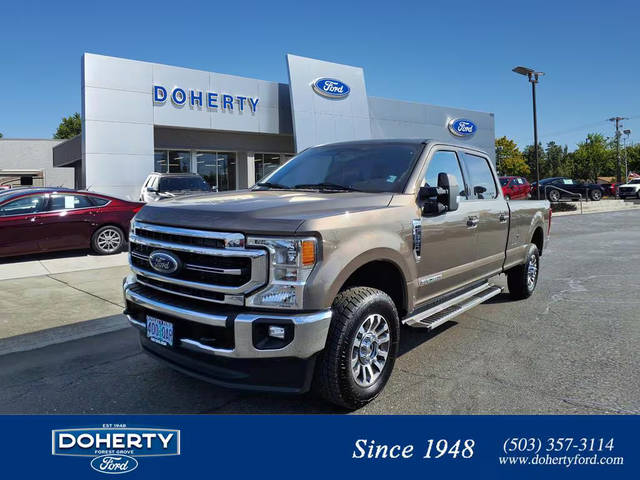 2022 Ford F-350 Super Duty LARIAT 4WD photo