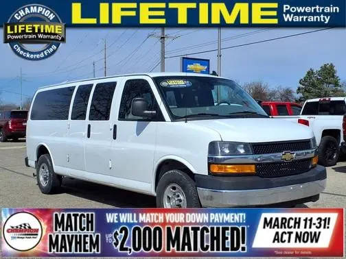 2020 Chevrolet Express LT RWD photo