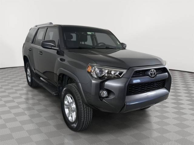 2018 Toyota 4Runner SR5 RWD photo