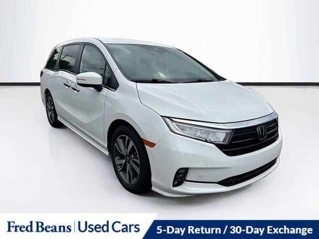 2023 Honda Odyssey Touring FWD photo