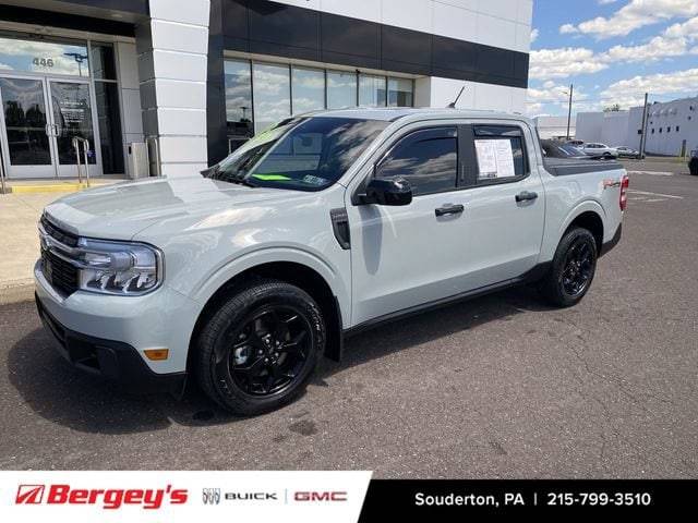 2023 Ford Maverick LARIAT AWD photo