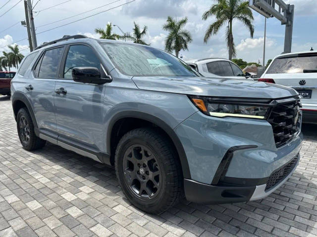 2023 Honda Pilot TrailSport AWD photo