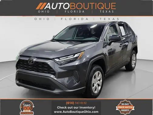 2023 Toyota RAV4 LE FWD photo