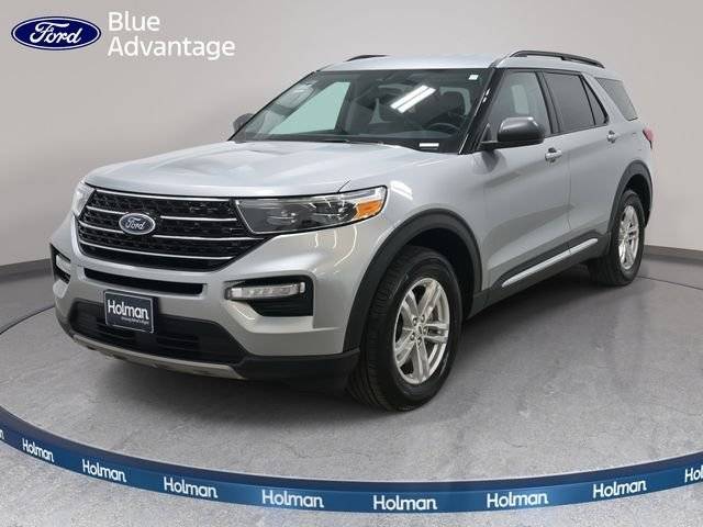 2023 Ford Explorer XLT 4WD photo