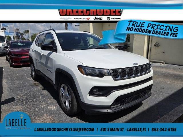 2023 Jeep Compass Latitude 4WD photo