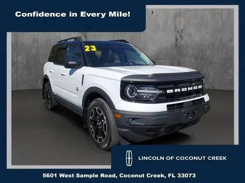 2023 Ford Bronco Sport Outer Banks 4WD photo