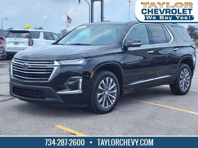 2023 Chevrolet Traverse Premier FWD photo