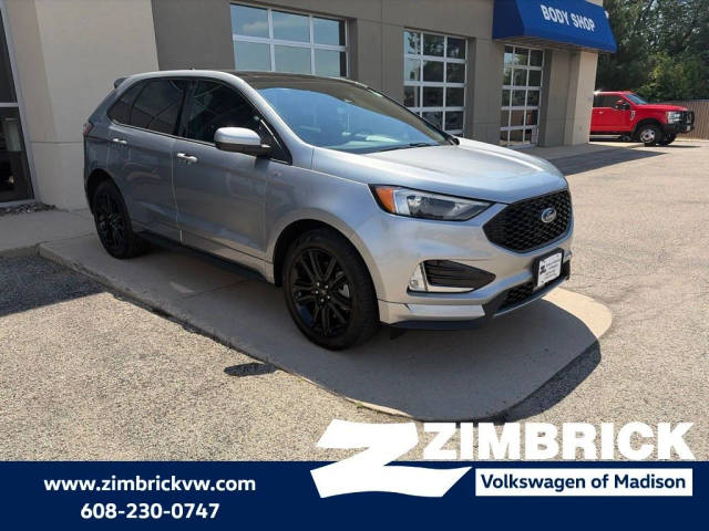 2023 Ford Edge ST-Line AWD photo