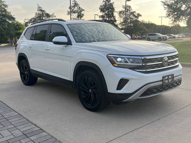 2023 Volkswagen Atlas 2.0T SE w/Technology FWD photo
