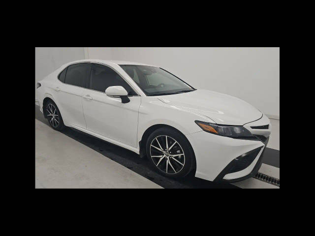 2023 Toyota Camry SE FWD photo