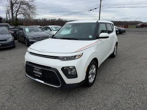 2022 Kia Soul LX FWD photo