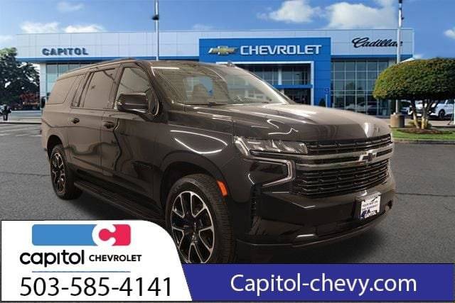 2022 Chevrolet Suburban RST 4WD photo