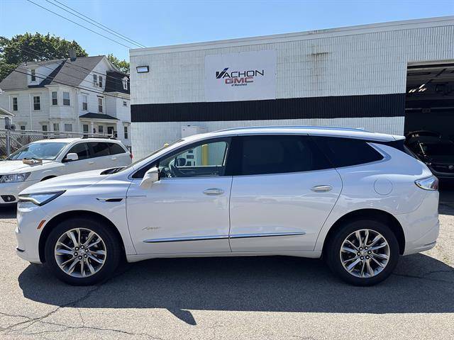 2023 Buick Enclave Avenir AWD photo