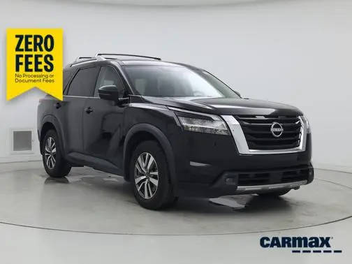 2023 Nissan Pathfinder SL FWD photo