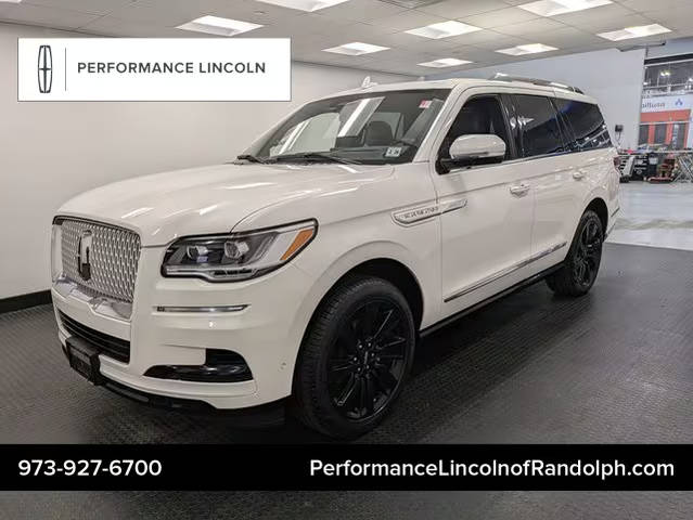 2023 Lincoln Navigator Reserve 4WD photo