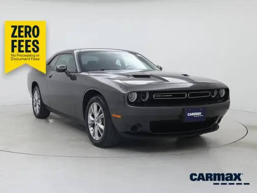 2023 Dodge Challenger SXT AWD photo