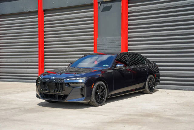2023 BMW 7 Series 740i RWD photo