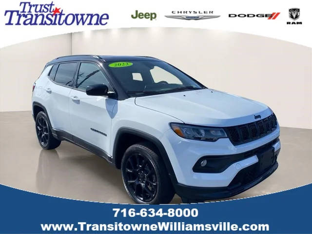 2023 Jeep Compass Altitude 4WD photo