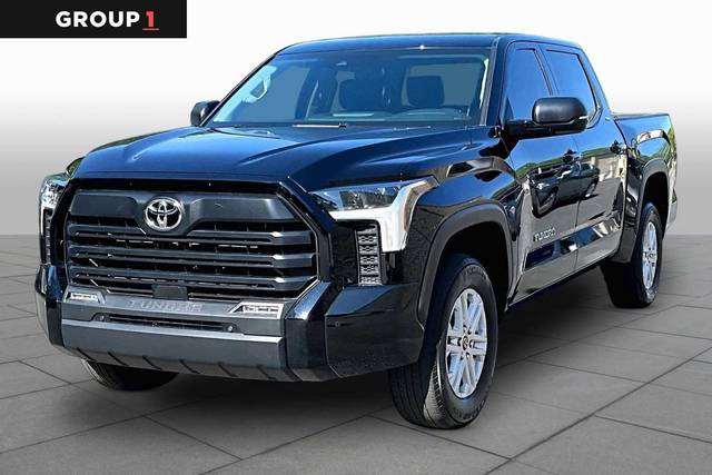 2023 Toyota Tundra SR5 4WD photo