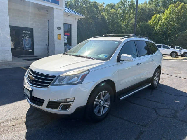 2015 Chevrolet Traverse LT FWD photo