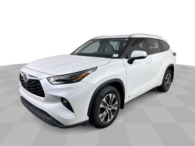 2023 Toyota Highlander Hybrid XLE AWD photo