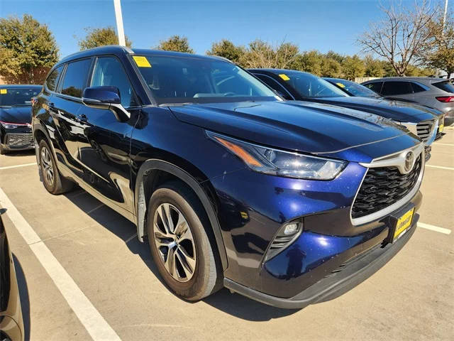 2023 Toyota Highlander XLE FWD photo
