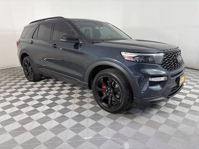 2023 Ford Explorer ST 4WD photo