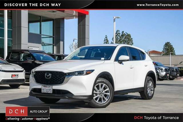 2023 Mazda CX-5 2.5 S Preferred Package AWD photo
