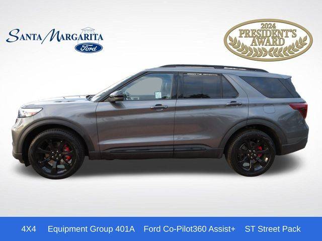2023 Ford Explorer ST 4WD photo