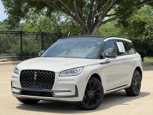 2023 Lincoln Corsair Reserve AWD photo