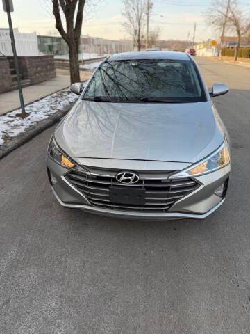 2020 Hyundai Elantra SEL FWD photo
