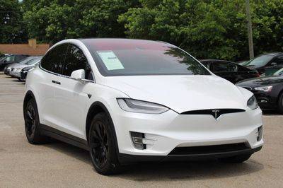 2016 Tesla Model X 90D AWD photo
