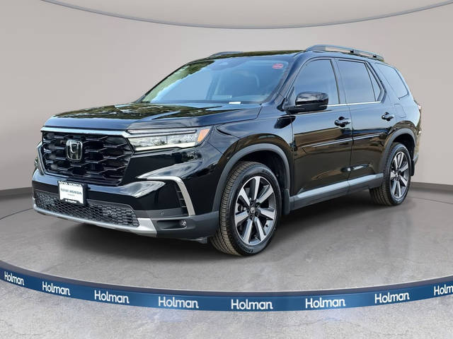 2023 Honda Pilot Touring AWD photo