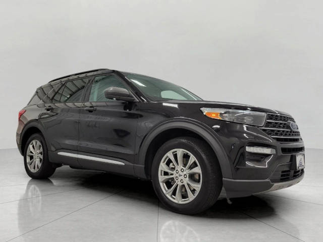 2023 Ford Explorer XLT 4WD photo