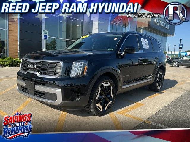 2023 Kia Telluride S AWD photo