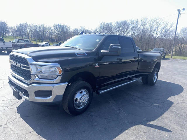 2023 Ram 3500 Tradesman 4WD photo